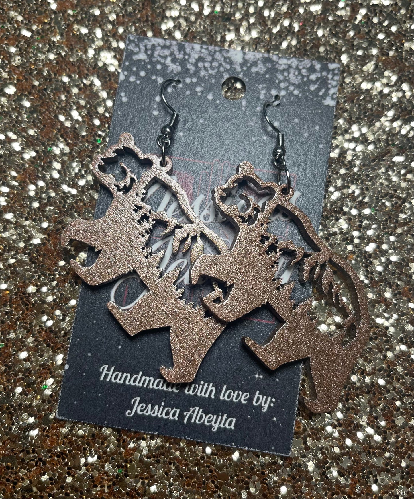 "Grizzly Bear w/mountains" earrings